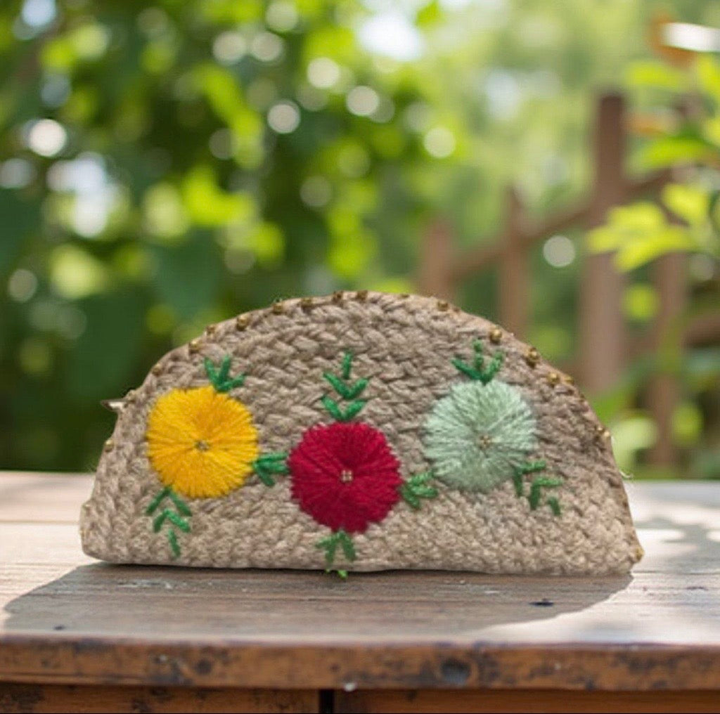Jute Ethnic Embroidered Clutch Esperance