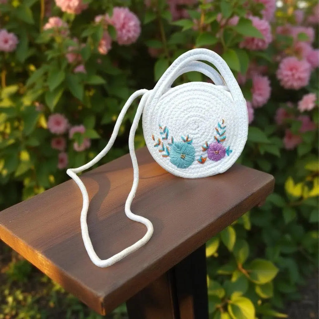 Straw bags with flower Esperance