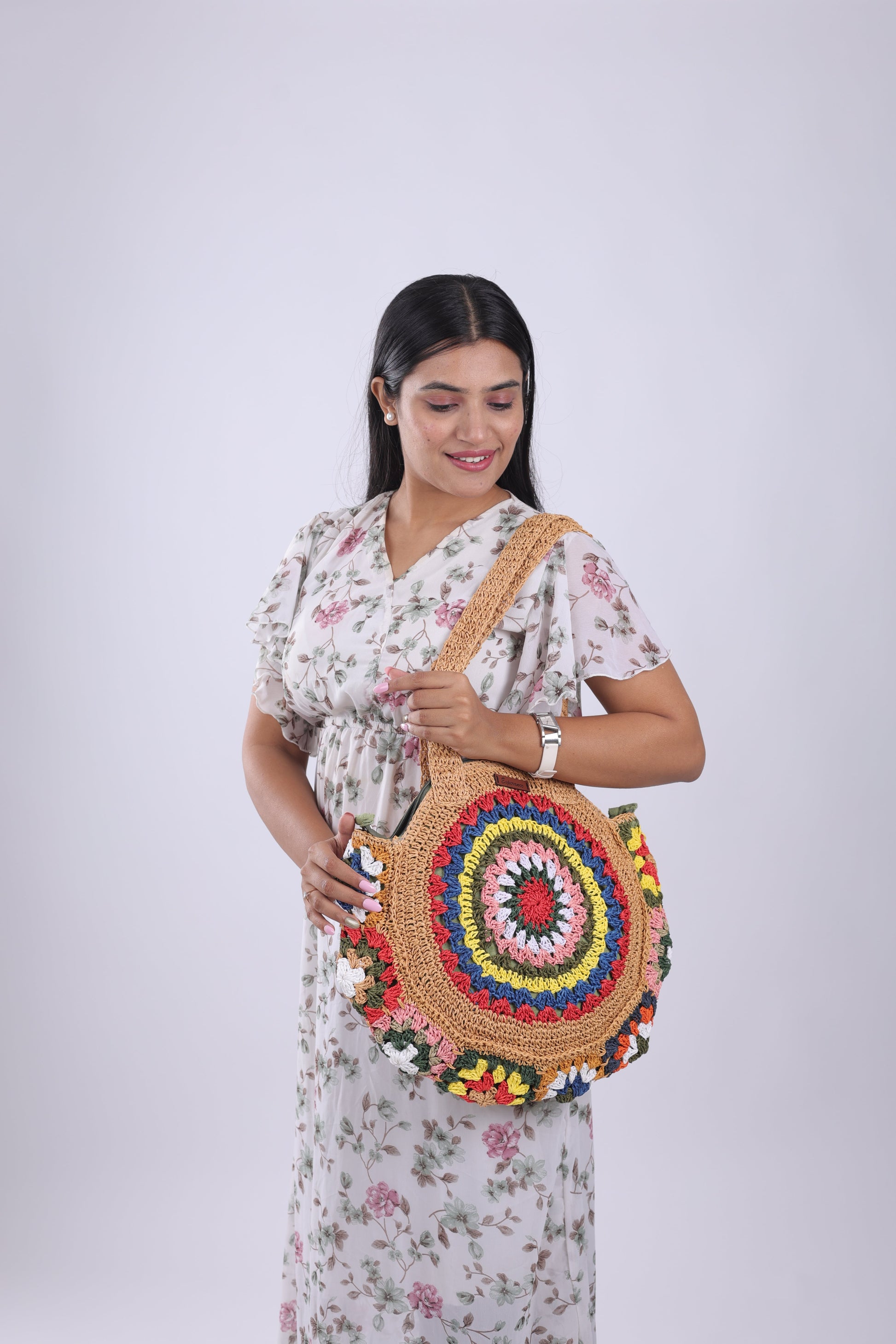 Raffia Round bag with Flower design Esperance